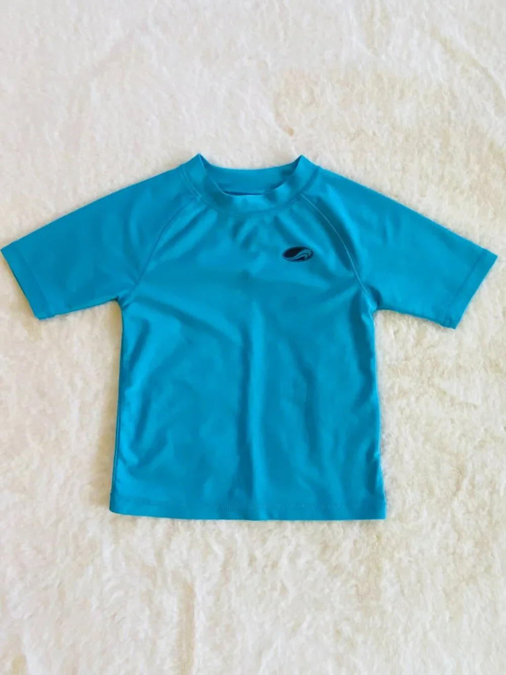 Boy's Short Sleeve Rashguard size 5, Teal, Arizona Jeans, Excellent Condition